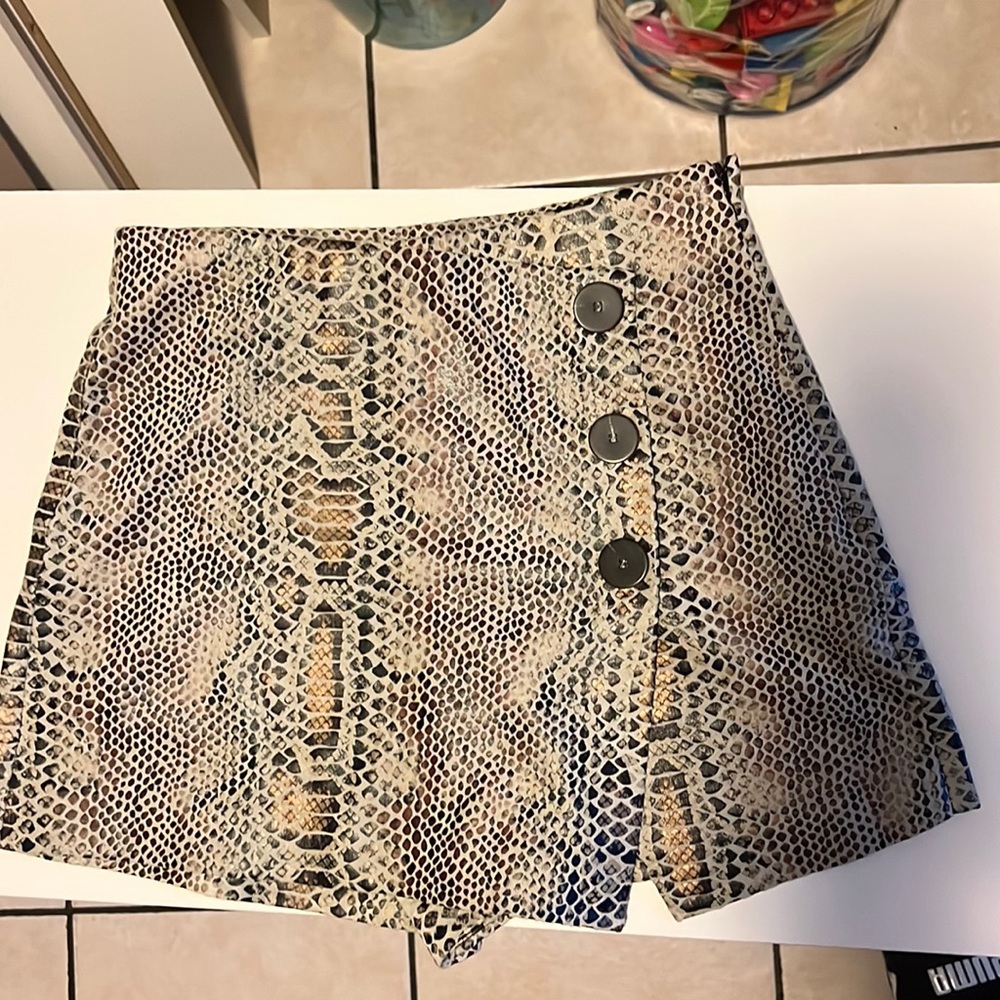 trf collection Zara animal print shorts skirt snake print